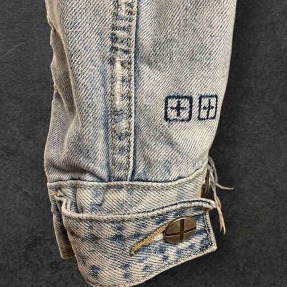KSUBI Oversized Distressed Jean Jacket XS-runs big! - Picture 7 of 9